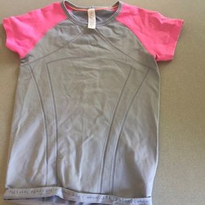 ivivva short sleeve